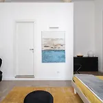 Гостьовий будинок Fourooms - Sparano 4*