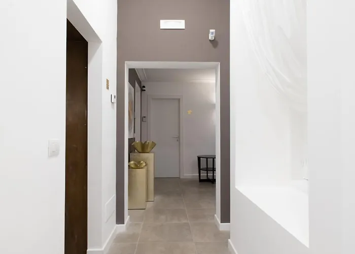 Fourooms - Sparano Гостьовий будинок