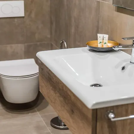 Konukevi Fourooms - Sparano Bari