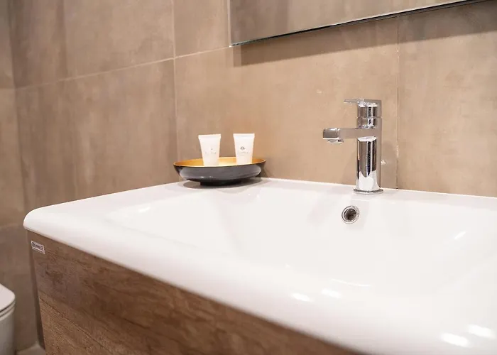 Fourooms - Sparano Бари